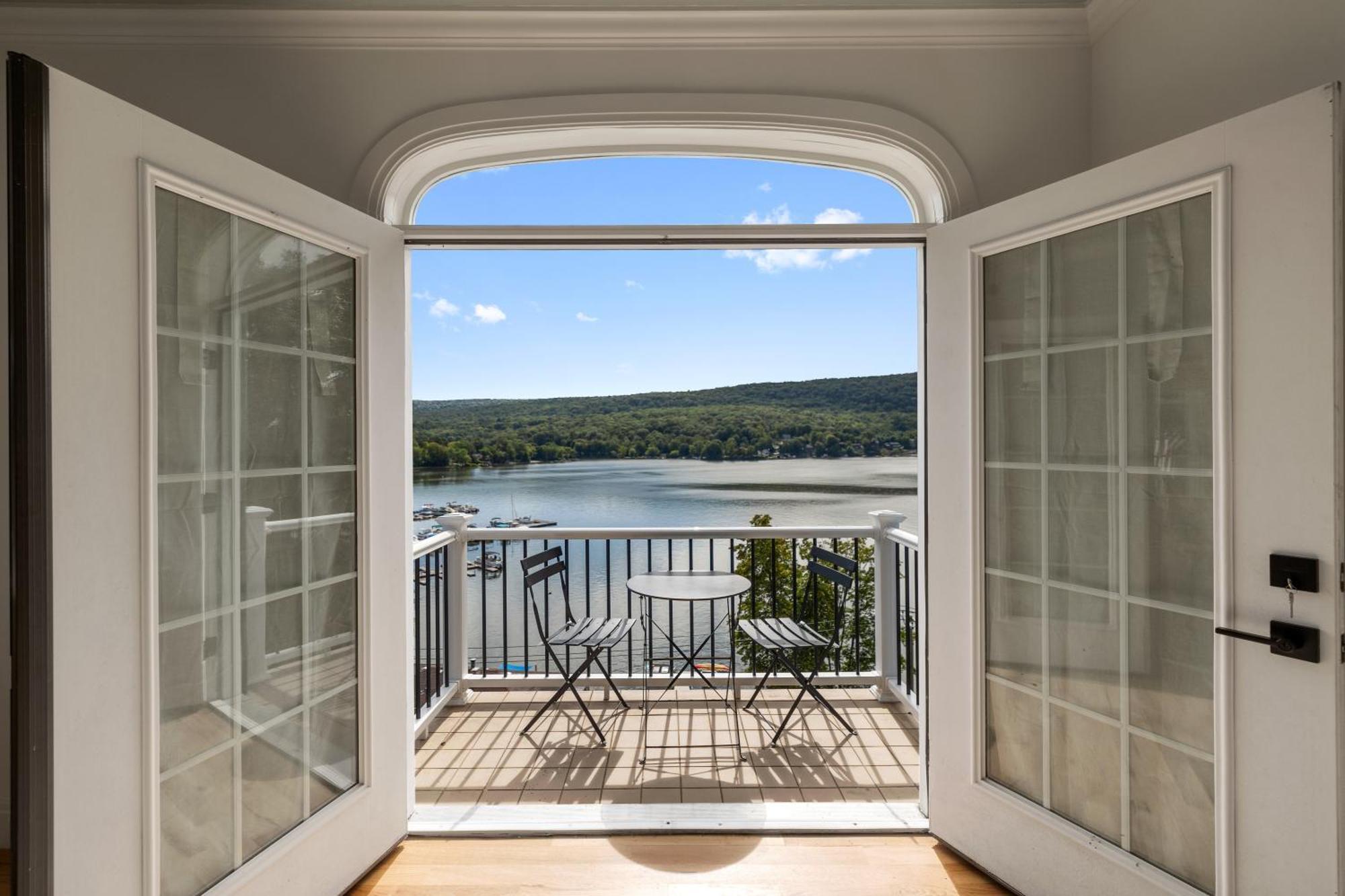 Lakeview House - Hot Tub - Firepit - Stunning Views - Spacious Deck - Cozy Living Room - Bar Greenwood Lake ภายนอก รูปภาพ
